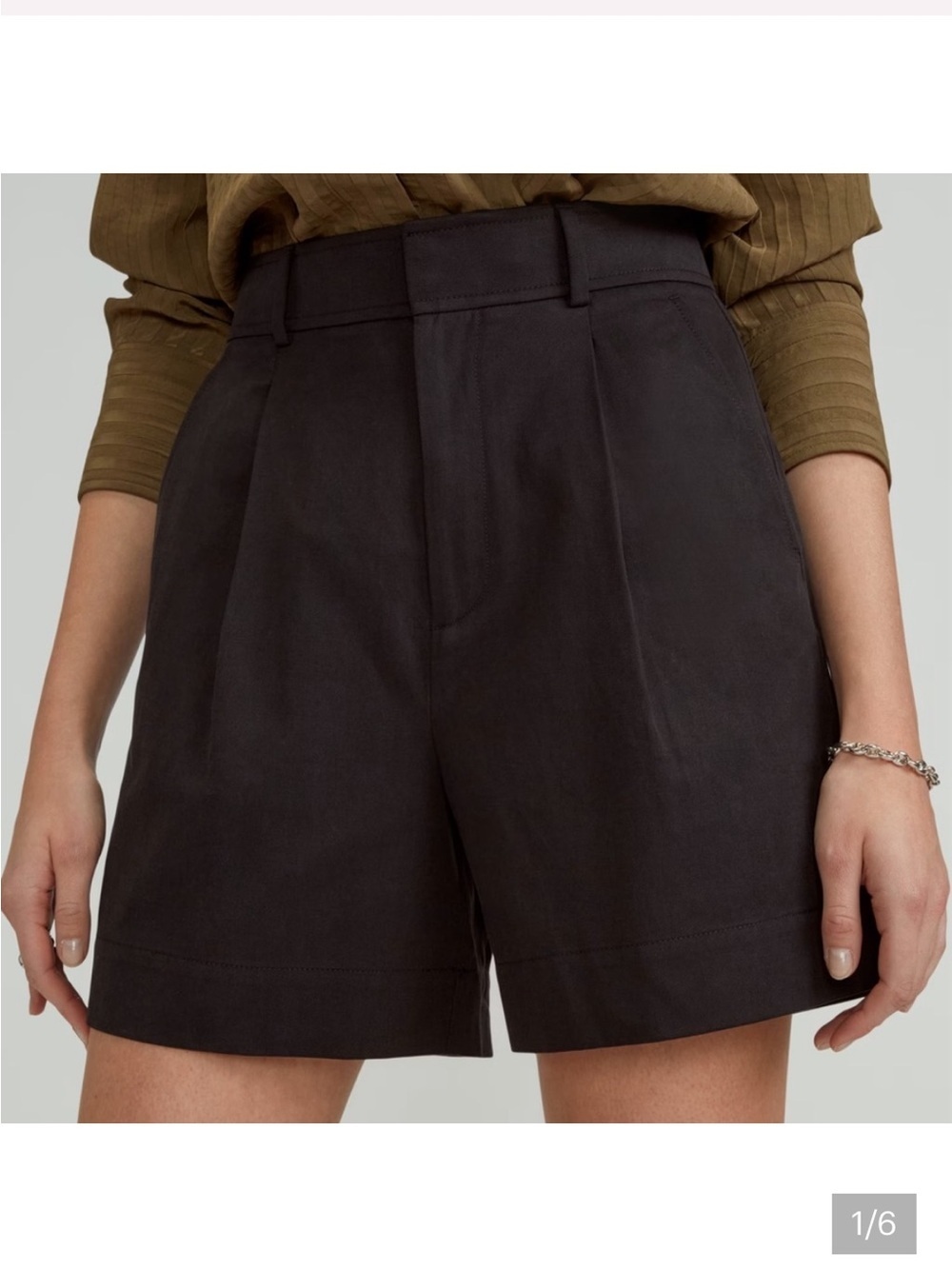 Everlane the Draper buttersmooth pleated black high waisted shorts - Picture 2 of 10